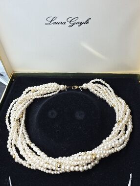 VINTAGE LAURA GAYLE FRESHWATER PEARLS NECKLACE GREAT FIND